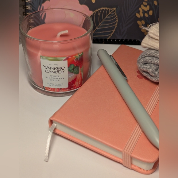 2026 Floral Planner Gift Set - Picture 2 of 9